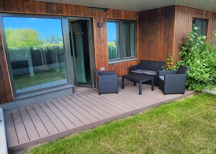 Cozy In The Center *